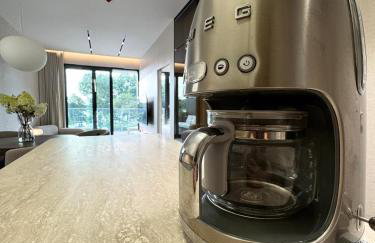 Omega Lake Prestige # 5 Private Pool & Jacuzzi & Sauna & Gym & Lake Access - Foto 22