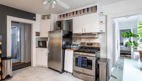 Sunshine Room by harbor downtown beach I-95&Train - Foto 2