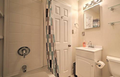 Cozy Lambertville Abode in the Heart of Downtown! - Foto 17