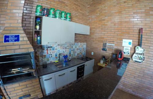 Casa Victour, localização privilegiada - Foto 33