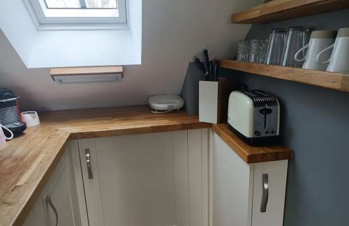 Idyllic with Stream - Hot Tub - Pet ok- Walk 2 Pub - Foto 17