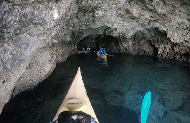 Devil's Saddle Kayak Tour - Photo 4
