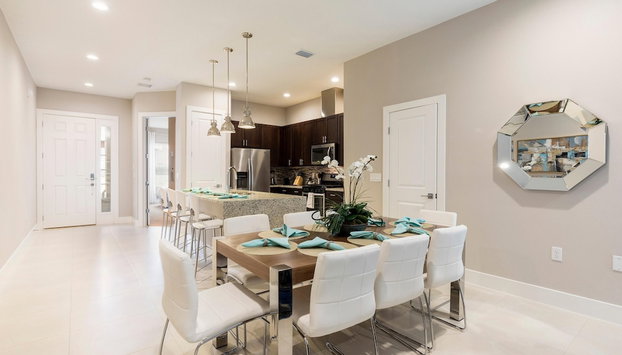 4 BR 4 BA Full Kitchen A C 5min Disneyworld - Foto 5, Habitación