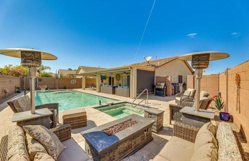 Walk to Golf Course Queen Creek Oasis with Fire Pit - Foto 1