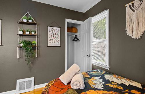 Game House in Royal Oak with Tiki Hut Dog Friendly - Foto 7