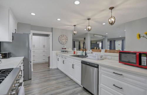 Colonial on Crane - Photo 10