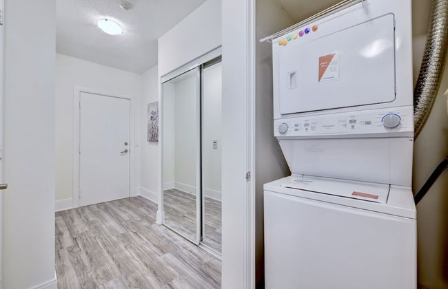 Grand Royal Condos -Mississauga SQ One - Photo 22