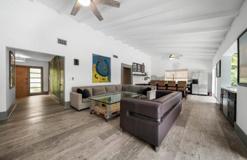 New Villa Jungle Paradise Heated Pool BBQ Soccer - Foto 12