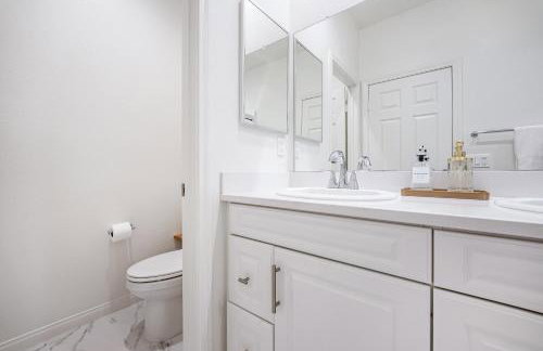 Brand New Stunning 4BR Townhome - Foto 6