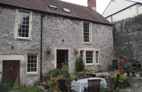 Manor House Annex - Sleeps up to 6 People - Photo 5