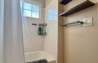 Cozy 4bed home close to everything around SF - Foto 6