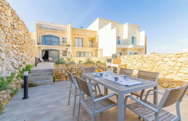 Ta'Siku Gozitan villa + Pool & hot tub - Foto 27