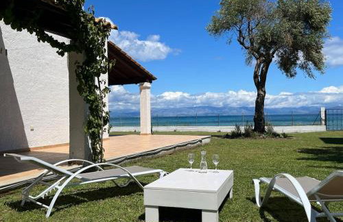 Beachfront Villa with Garden - Valentine Corfu - Foto 17
