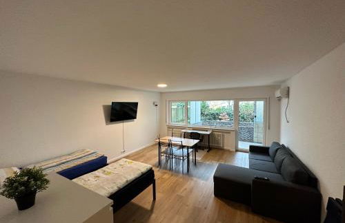 Beautiful, large and great apartment with balcony in top location - Foto 1