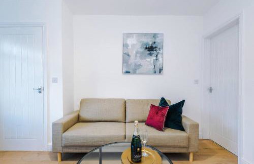Comfy 3-BR Wirral Home | Free Parking & Wi-Fi - Foto 54