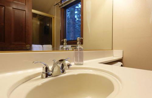 2BR 2BA Spacious Townhome Sleeps 6 with Spa Sauna - Foto 12