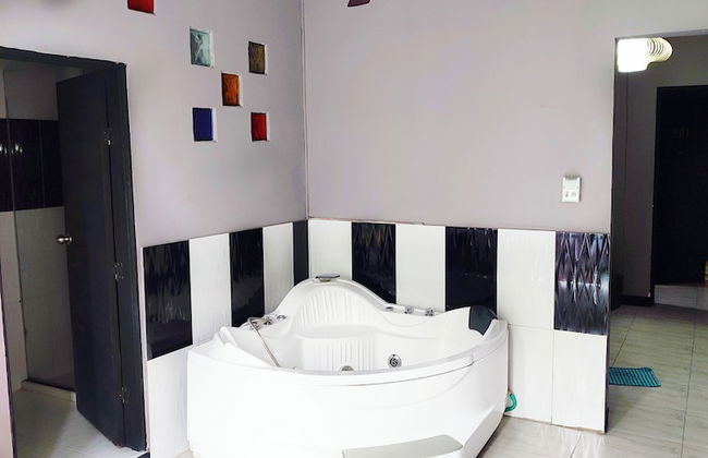 PROMO 18 BDRM Building, Pool+ 5Jacuzzis at Poblado - Foto 52