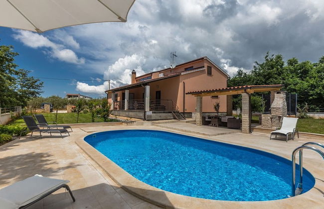 Luxury Villa Lucia with heated pool - Foto 1