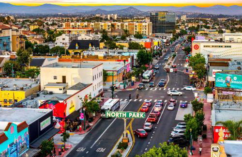 Historic Apartment with Roof Deck in the Heart of North Park - Foto 42