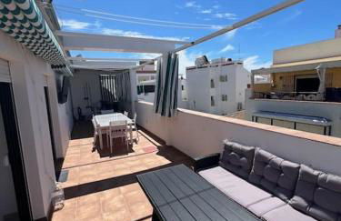 Espectacular Ático con Terraza en Playa Centro de Punta Umbría 140m2 - 10 Personas - Foto 1