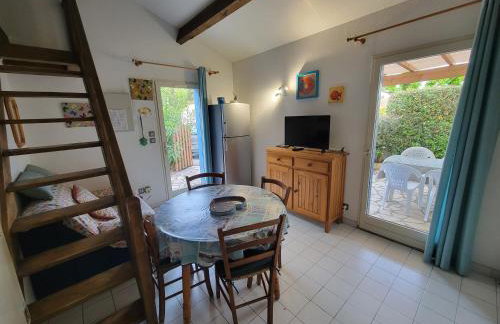 Jolie maison d'angle 4 couchages dans résidence privée à 300m de la mer PORTIRAGNES PLAGE LRHP47 - Foto 5