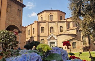 DOMUS GALLA PLACIDIA - superlative view - 50 meters from UNESCO heritage sites - San Vitale - Galla Placidia - Photo 34