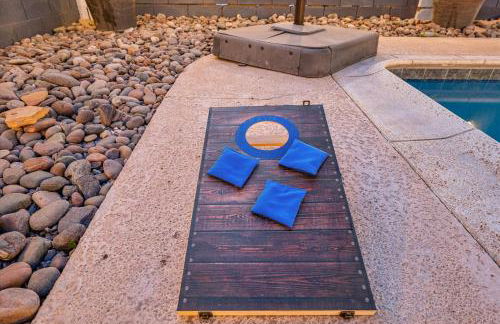 Vacation House! 6BR, FREE Heated Pool, Arcade & Hot Tub - Photo 15