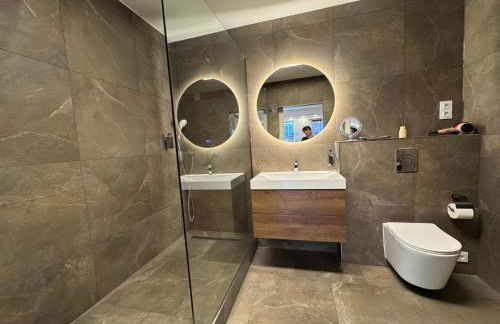 Modern House Gehrden 2, bis 4 Person, Contactless Check-in, free parking, Vollsaniert und Renoviert Dezember 2024 - Foto 68