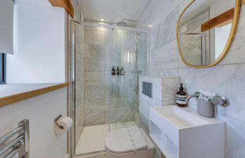 Brook Bottom Farm luxury apartments and Farmhouse - Photo 50