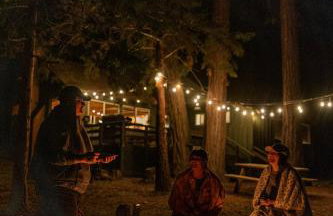 BunkHouse 1960's Camp Vibe with Timeless Wet Bar - Foto 74