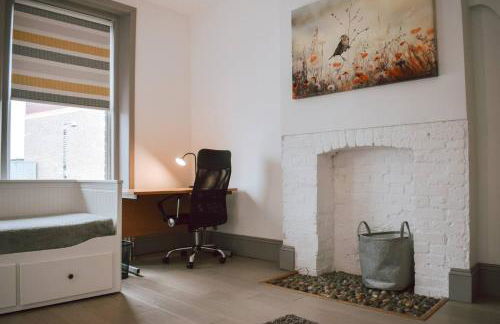 Large 2 Bed in Twickenham High Street - Foto 17