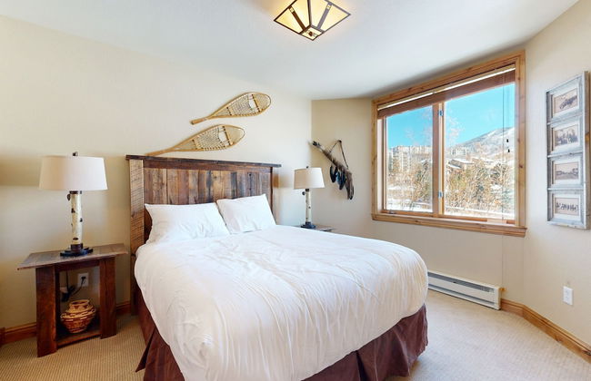 Torian Plum Condominiums - Foto 25