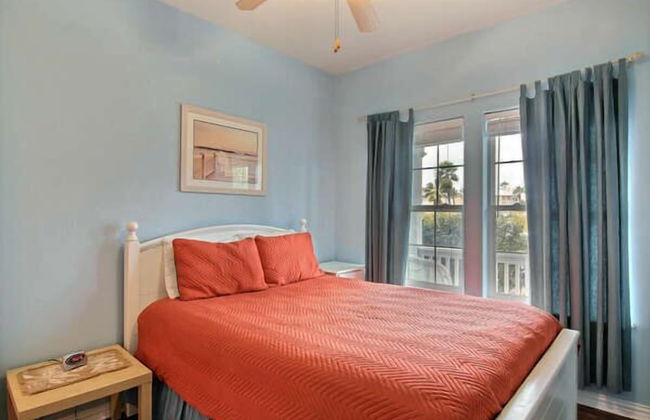 Coconut Charlie's by Silver Sands Vacation Rentals - Photo 7