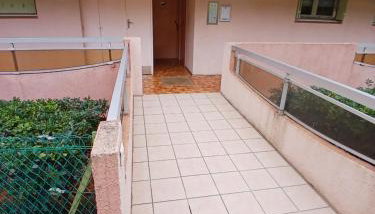 Bel F2 terrasse SUD à 5 min thermes - Foto 2
