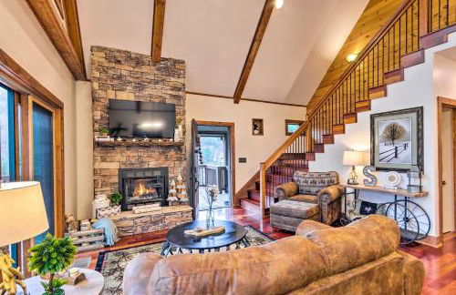 Mountain Cabin with Fire Pit, Walk to Golf and Fishing - Foto 1