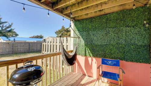 Walk to Atlantic Beach: Townhome w/ Patio! - Photo 3