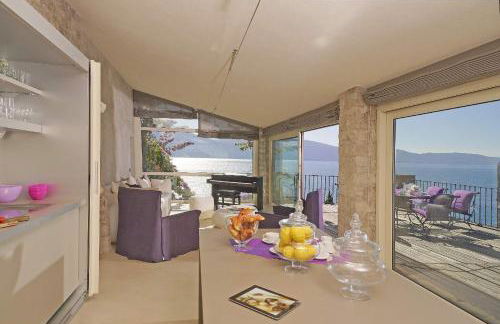 Villa Rachele: stunning luxury villa in centre Gargnano with private pool and breathtaking views - Foto 11
