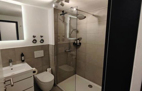 ELApart by Homely Stay - Moderne Apartments direkt im Stadtzentrum mit Self-Check-in - Foto 19