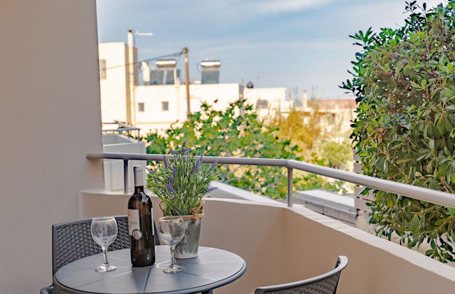 Saint-Trope Studios - Photo 35