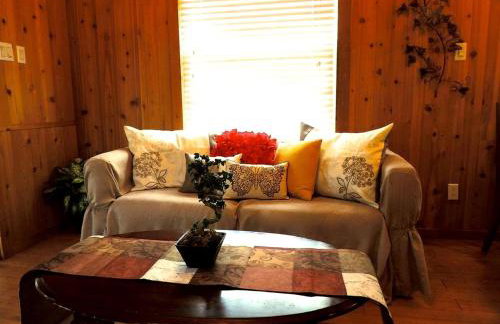 Peaceful Pet-Friendly Cabin Rental in San Antonio Countryside, Texas - Foto 2