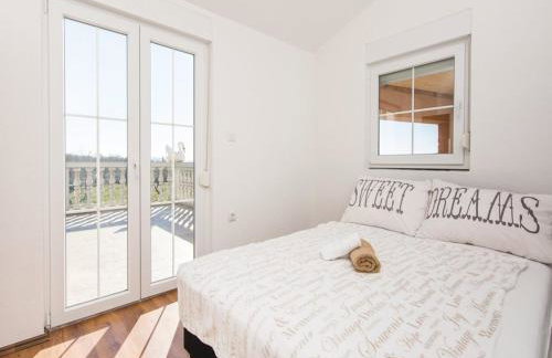 Villa Laura with pool, Budak, Zadar county - Photo 15