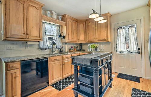 Berkeley Springs Vacation Home with Fire Pit! - Photo 12