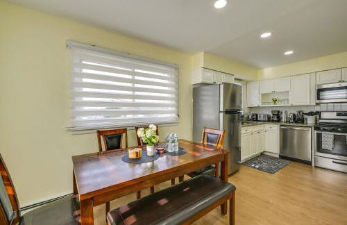 Walk to Public Transit Apt Next to Lincoln Park - Photo 10