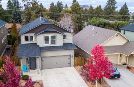 Old Mill Getaway by Avantstay Private Backyard w/ Hot Tub - Foto 8