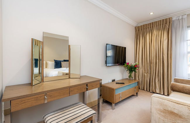 Claverley Court - Photo 40