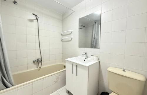 Poseidon Sea Views & Pool Apartment - Photo 12