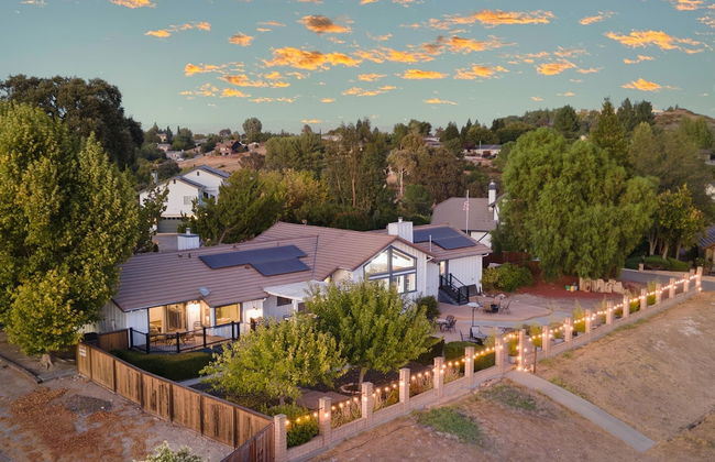 Paso Vista Bella by Avantstay Luxe Group Escape w Wine Country Views - Photo 43