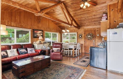 Cute and Comfy Cabin - Foto 21