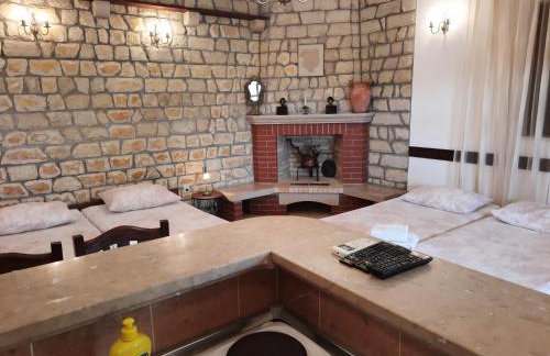 Apartments Zlosilo - Photo 39