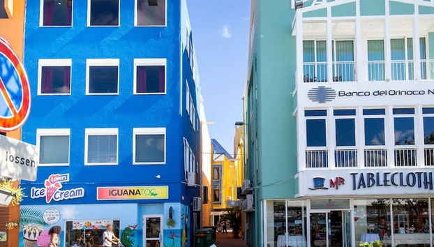 Luxurious Yacht View Apt w Balcony at Famous Handelskade - Foto 2, Habitación